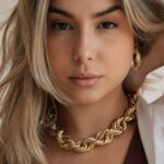 Colar elos torcidos grande