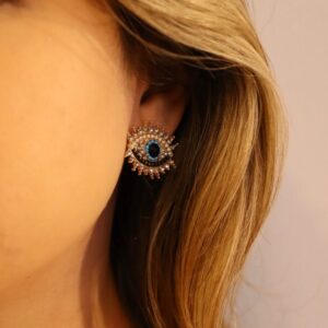 Brinco Olho Cravejado