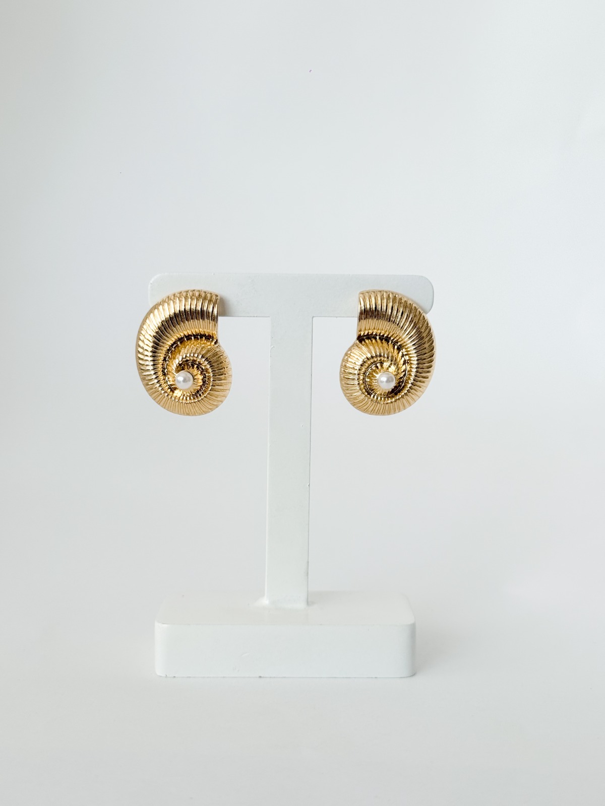 Brinco concha pérola